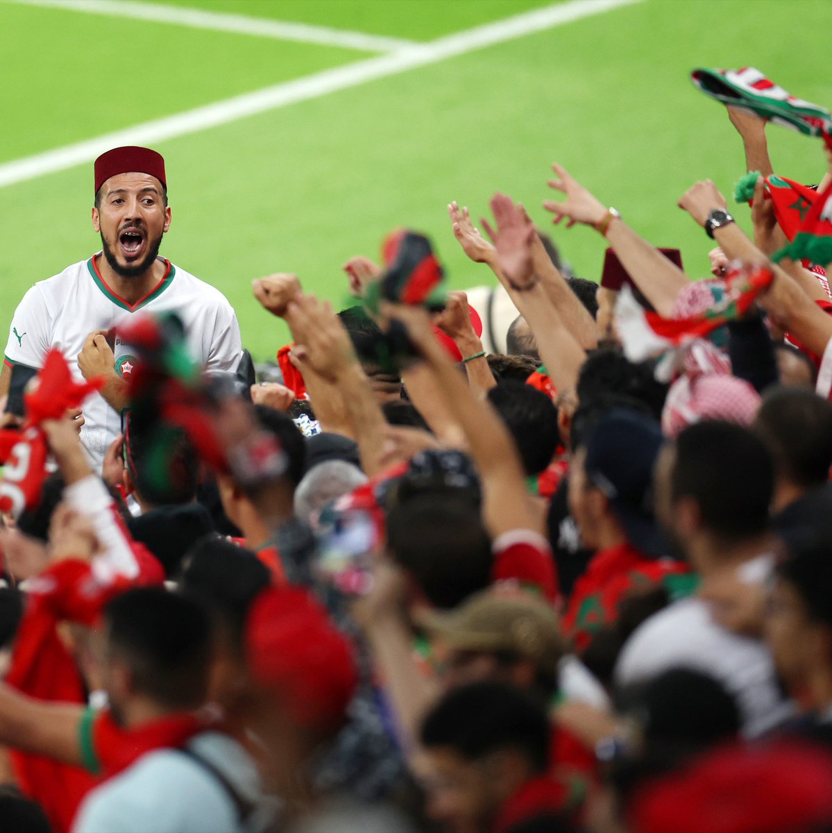 fifaworldcup_ar's tweet photo. صباح الخير 🤩

"سيييير" 🔥 ـ لا يفصلنا عن الالتقاء مجددًا بجمهور المغرب الرائع سوى أربعة أيام 🇲🇦😍 https://t.co/CF2rMrGRkX