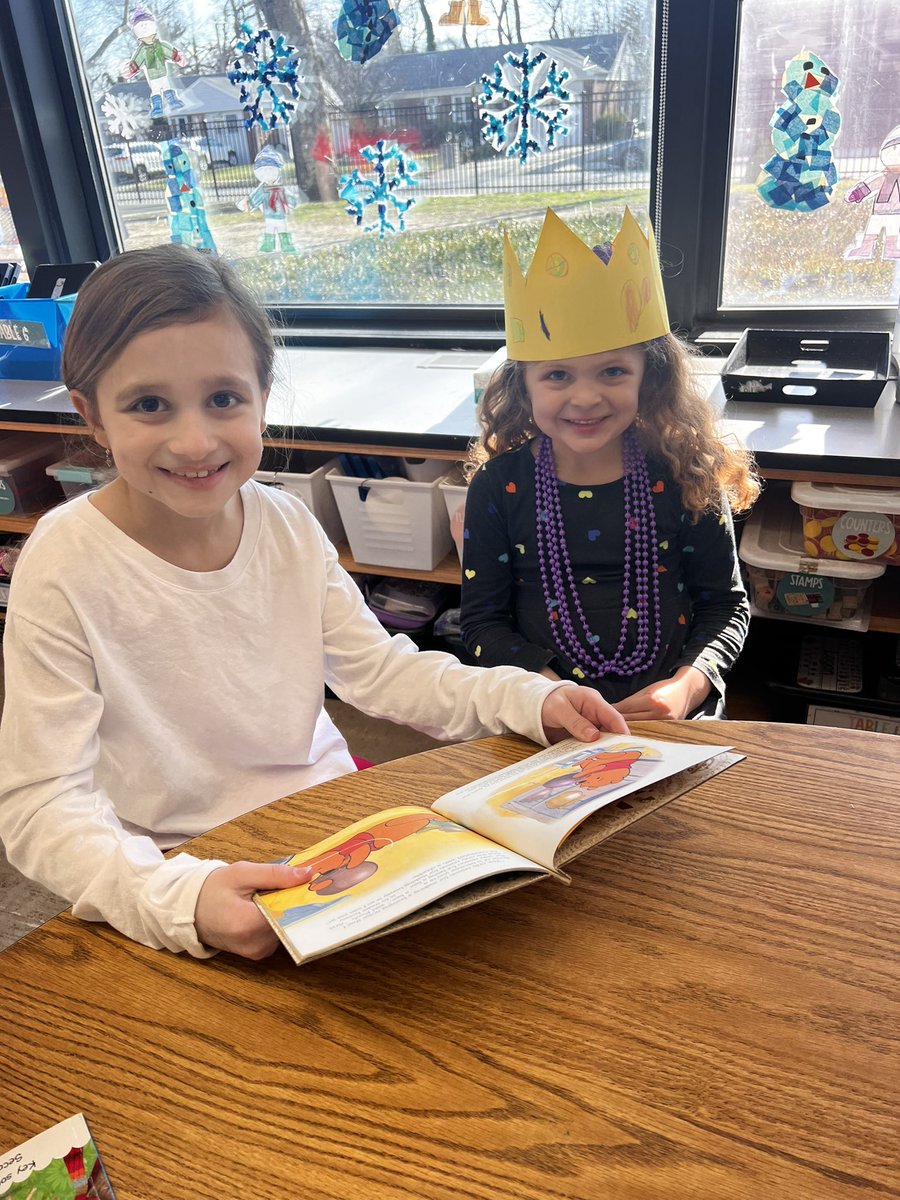 We loved meeting our 4th grade buddies from <a href="/Ms_Anglim/">Ms. Anglim</a> class! ☺️💚Thank you for coming in and reading with us.📚 We can’t wait for you to come back! #4thgradebuddies #kindergarten <a href="/WillowRoadVS13/">Willow Road School</a>
