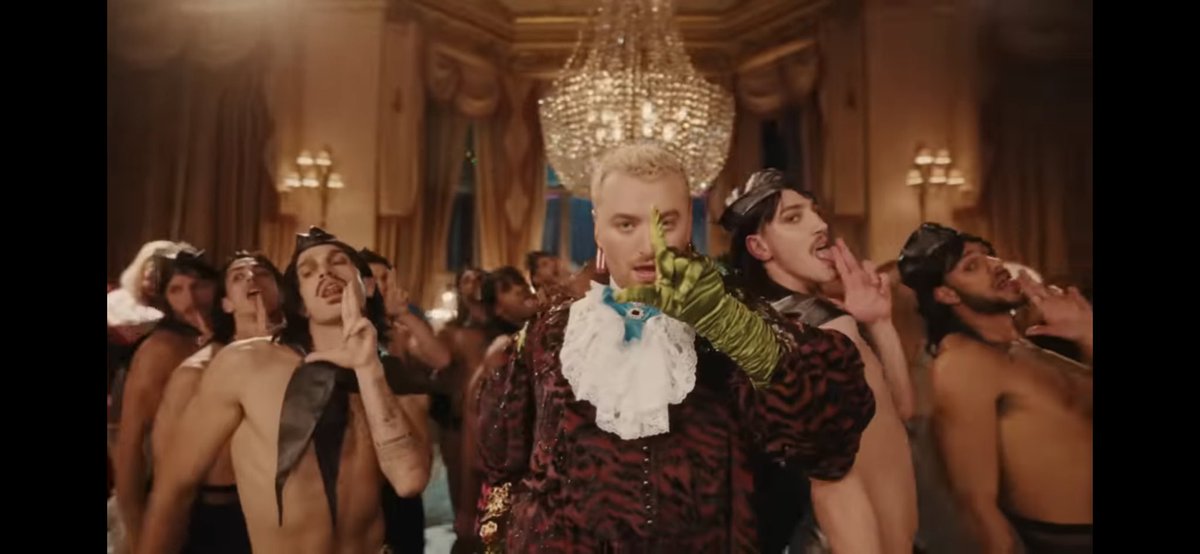 LucianGuilherme's tweet photo. Sam Smith mais novo adepto do Lulismo! Faça o L IMEDIATAMENTE 💅🏼✨#SamSmith #NotHereToMakeFriends https://t.co/NEfObzoCGm