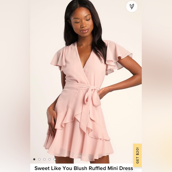 Elizabe93072609's tweet photo. So good I had to share! Check out all the items I'm loving on @Poshmarkapp #poshmark #fashion #style #shopmycloset #lulus: https://t.co/3qiGY8RDiW https://t.co/UPaN4FTeCa