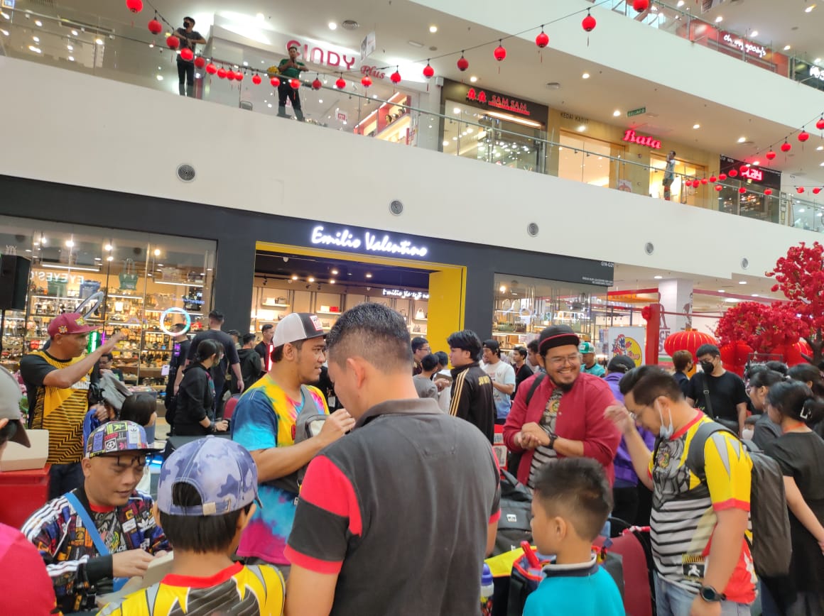 facafest2023's tweet photo. #facafest2023 #unimas #fsgk #beyblade #cosplay #plazamerdeka https://t.co/KRLoFereF3