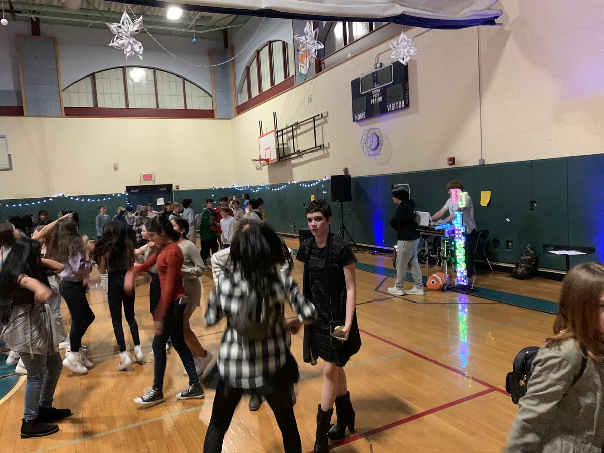 Stony Brook School tweet media