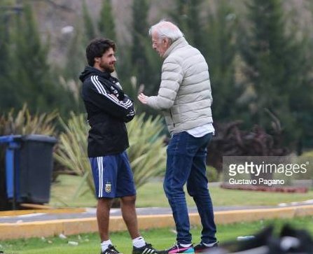 daroFernandez78's tweet image. " Las divisiones inferiores están para formar al jugador y al hombre. No para ganar el campeonato de octava y séptima. Porqué sino, vamos a sufrir el agravante de la deformación de los jóvenes urgidos a ganar títulos, y lo único que vamos a conseguir son jugadores malos"
