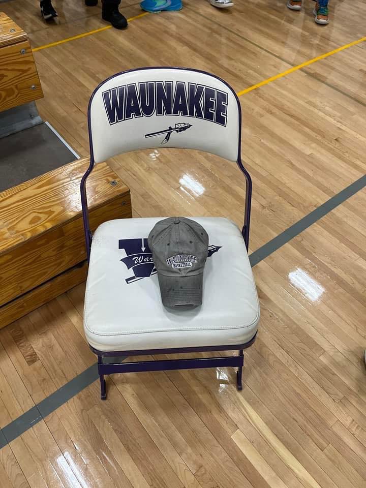ChipperMack33's tweet photo. Thank you to Waunakee high school and the athletic department for honoring my dad by having a seat for him with his favorite hat before tonight’s game and the Kee got the W! https://t.co/QKQEcbOz8Q