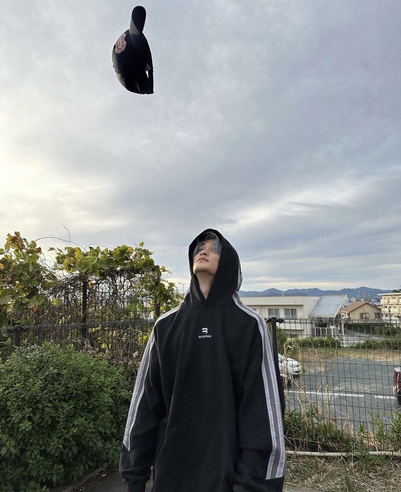 Minhyhng's tweet photo. Hats off to my manager. https://t.co/iEv61tqrbj