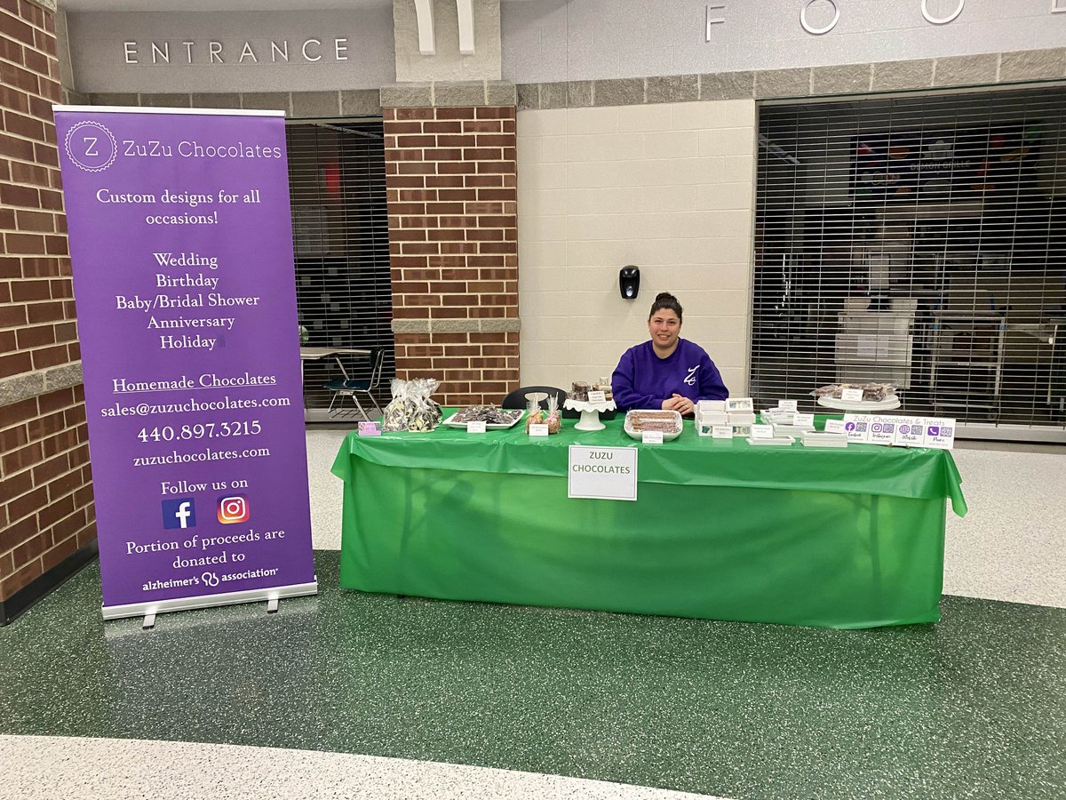 DemonBoosters's tweet photo. WINTER FEST Food Vendors.
Yum! https://t.co/2GdbbhLl29