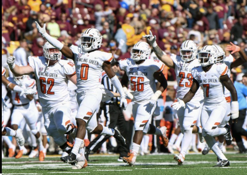 Blessed to receive an offer from the University Of Bowling Green 🧡🤎 <a href="/ErikCampbell/">Coach Erik Campbell</a> <a href="/CoachAJA3/">Andrew Anderson</a>