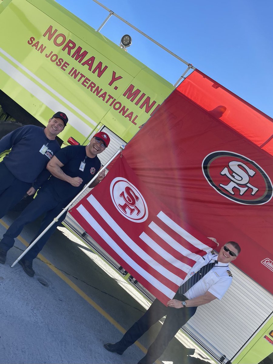 TEAMSJCUA's tweet photo. More #49er Fans @weareunited #goodleadstheway #TEAMSJC https://t.co/5hajkmvoFK