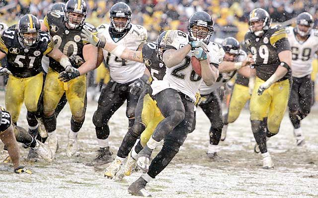 TheFrizz87's tweet photo. Happy 47th bday @FredTaylorMade! Ran for 1223 yards &amp; scored 17 TD as a rookie! In 2000 he led NFL at 107.6 rush yards per game &amp; scored 14 TD. 2002-04 averaged 1370 rush yards with a career high of 1572 in 2003. Had some injuries &amp; still finished with 11695 rush yards. https://t.co/vmF0CUNTFf