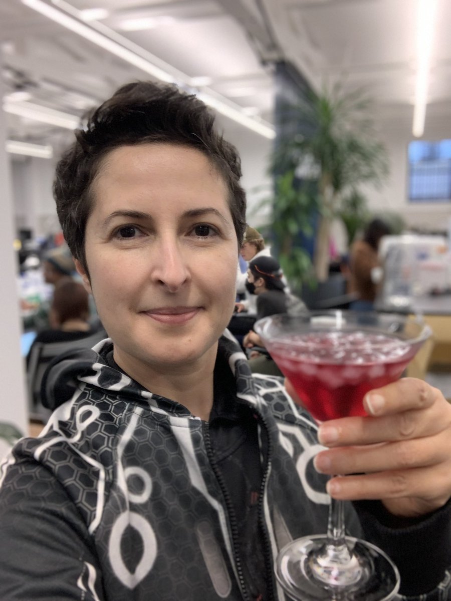 bayesiangirl's tweet photo. Sometimes being a data scientist means sampling a novel berry flavor that your teammates invented 🎉
I love my job! @getcana
#Sustainability #FlavorScience #MolecularPrinter #DataScience https://t.co/ij4iiTnm1M