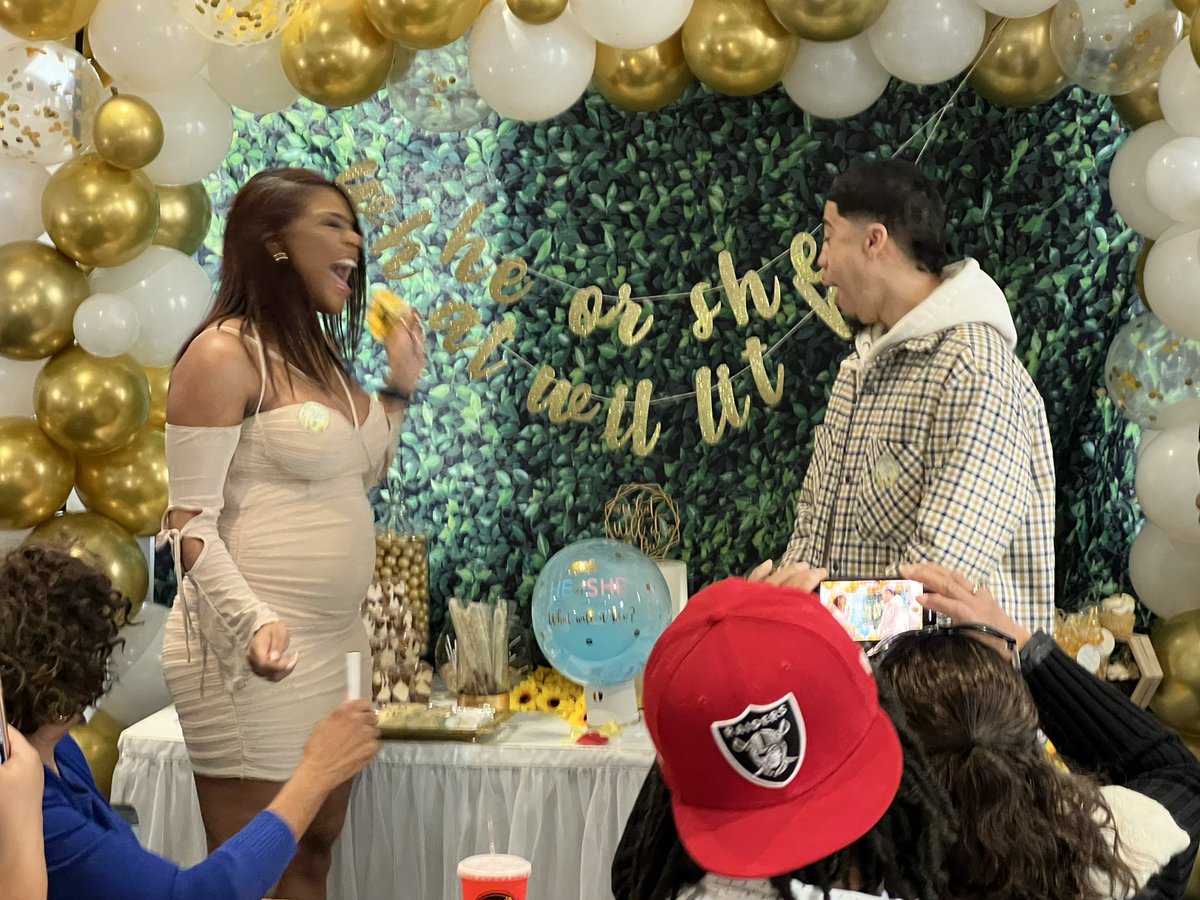 TaylorMB_'s tweet photo. Impatiently waiting for my sonshine to get here 🥹💙 #boymom https://t.co/Wm5NjWKri5