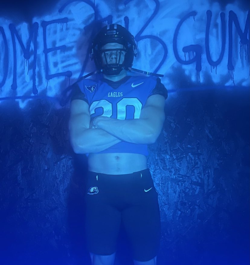 jakehayneslb33's tweet photo. Had a great time visiting @FaulknerFTBL yesterday. I learned a lot about the campus and facilities. @CoachJoshEv18 @BlaineLKMiller @RecruitHartsel1 @MooseCole @HartselleCoach https://t.co/2PWqZtdgMX