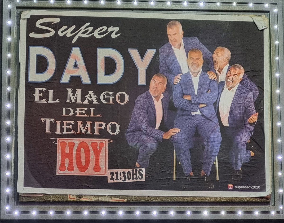 DEBORAHKAHAN1's tweet photo. ¿Adivinen a quién no vino nadie a ver hoy?😁 $3.000.- la entrada. Si cobra del Estado.... https://t.co/0ZUpzec5Nr