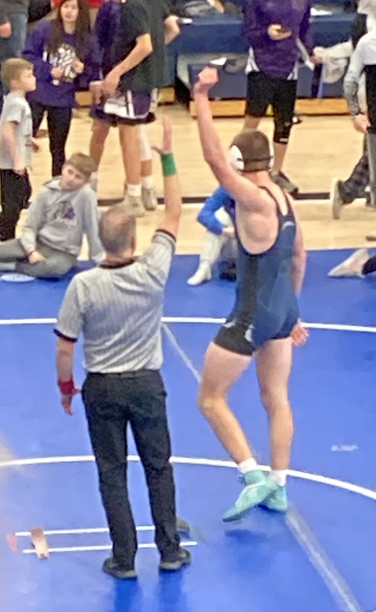 BobFloth_FPS's tweet image. Why are small schools great?  When your 195 lb senior wrestler is dominant in his last home invite and his loudest cheering section are his @FreemanFootball teammates on the @Freeman_BB team! #freemanfalcons