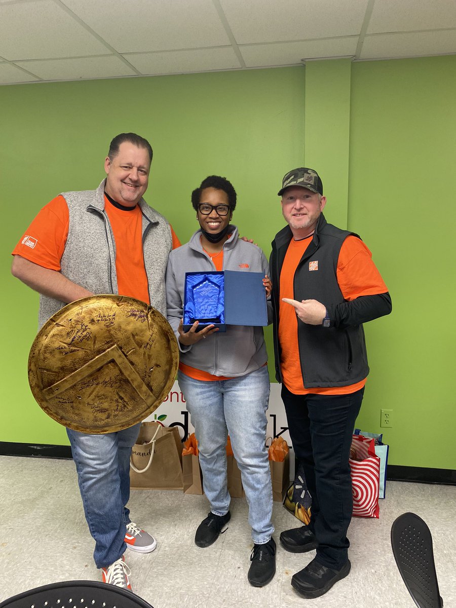 Liz Bolton (@lizbolt70613835) on Twitter photo What a great Lead In event in D79!! Great words of wisdom from our very one <a href="/KadeKasner/">Kade</a> Set ur GPS and follow ur road map! #spartanlife <a href="/jermeybotkin/">Jermey Botkin</a> <a href="/miriamperez03/">Miriam Oliveras</a> What a great Lead In event in D79!! Great words of wisdom from our very one <a href="/KadeKasner/">Kade</a> Set ur GPS and follow ur road map! #spartanlife <a href="/jermeybotkin/">Jermey Botkin</a> <a href="/miriamperez03/">Miriam Oliveras</a>