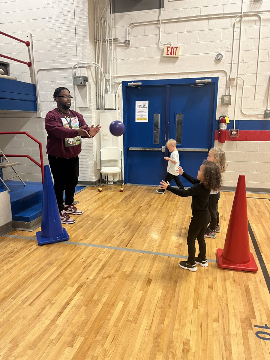 _WilliamsRico's tweet photo. A typical week at MXR! #mywhy #besafe #bekind #beresponsible #ShineComets 💫 @MXRComets @MadCoSchools https://t.co/ibVnK9eXyU