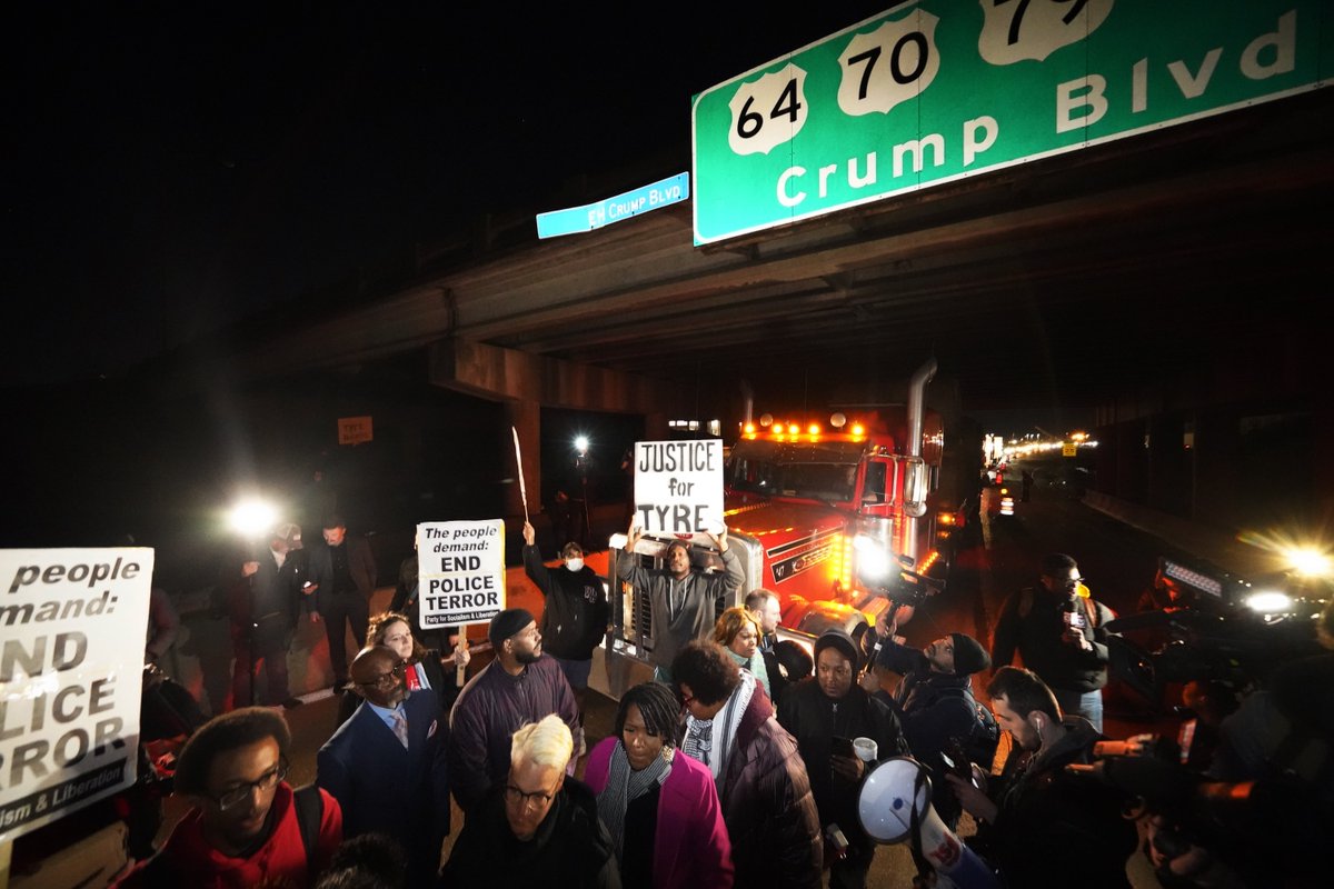 Protesters march in Memphis as authorities release police video depicting brutal police beating leading to Tyre Nichols' death. 

nbcnews.to/3jaexf4

📷 Gerald Herbert/AP