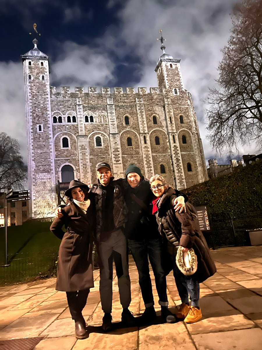 spike_abbott's tweet photo. Fabulous to host the cast of #CharlieandStan from @WiltonMusicHall with @D_bird_9 @jeronemarshreid back at #TowerofLondon. Don’t miss this brilliant show. https://t.co/CbqUaYguNZ