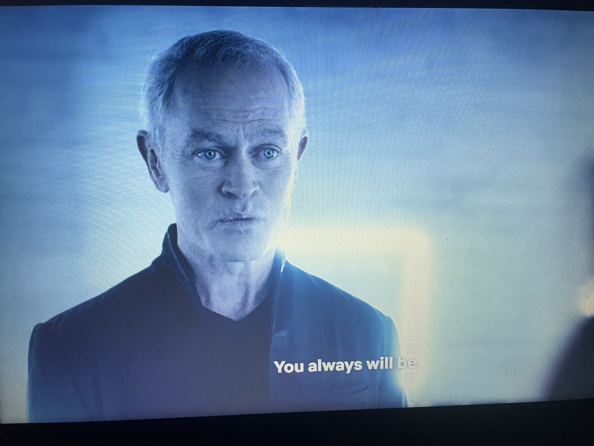 SaveBatwoman's tweet photo. The only time we agree with Damien ! Iris is definitely a survivor ! She has been through a lot over the course of the seasons and she keeps winning! #QUEENbehaviour 👸🏾
What do yall think of Iris character development throughout the seasons?
#Theflashrewatch
#Savebatwoman https://t.co/LQOkep1S1X