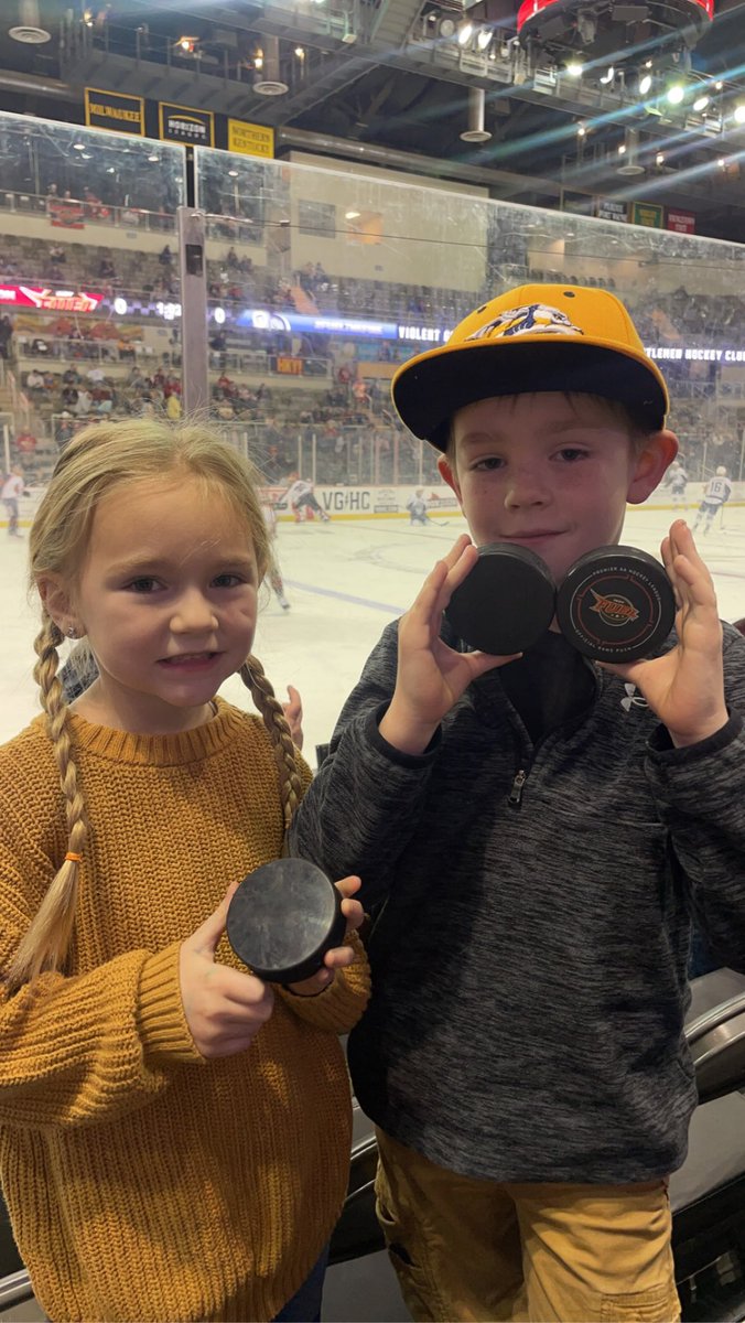 kisatweed's tweet photo. We drove here from the Quad Cities for Gazzy!! #FuelTheFire @IndyFuel https://t.co/YhxEr6rtHE