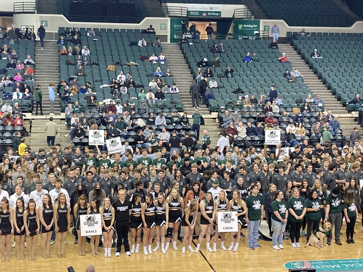 Proud of our STUDENT-athlete’s: BEST fall semester in 5+ years 👏👏
#GoVikes