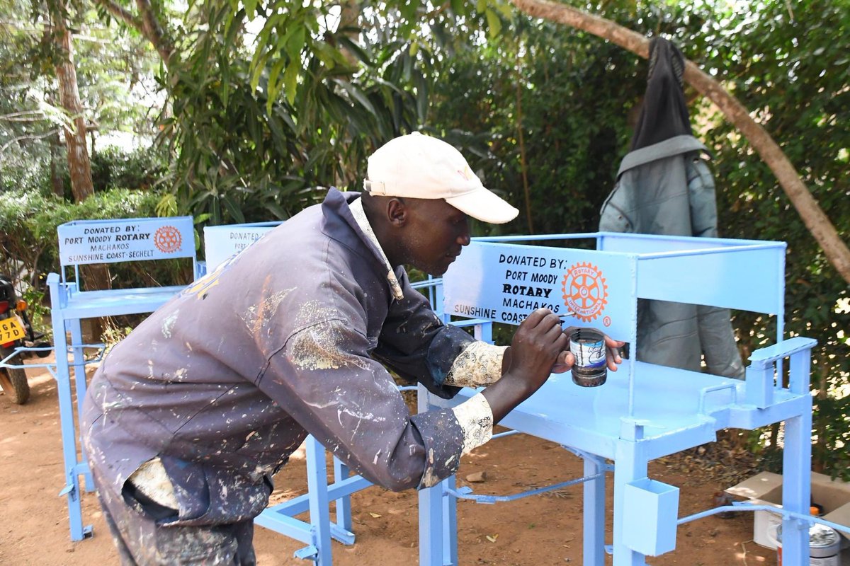 portmoodyrotary's tweet image. First steps in our Water and Sanitation project in Kitui County Kenya. - the assembly of hand washing stations by our partner @KenyaConnect 

Fabrication is done locally. 
@SCSecheltRotary  @rotary #machakos