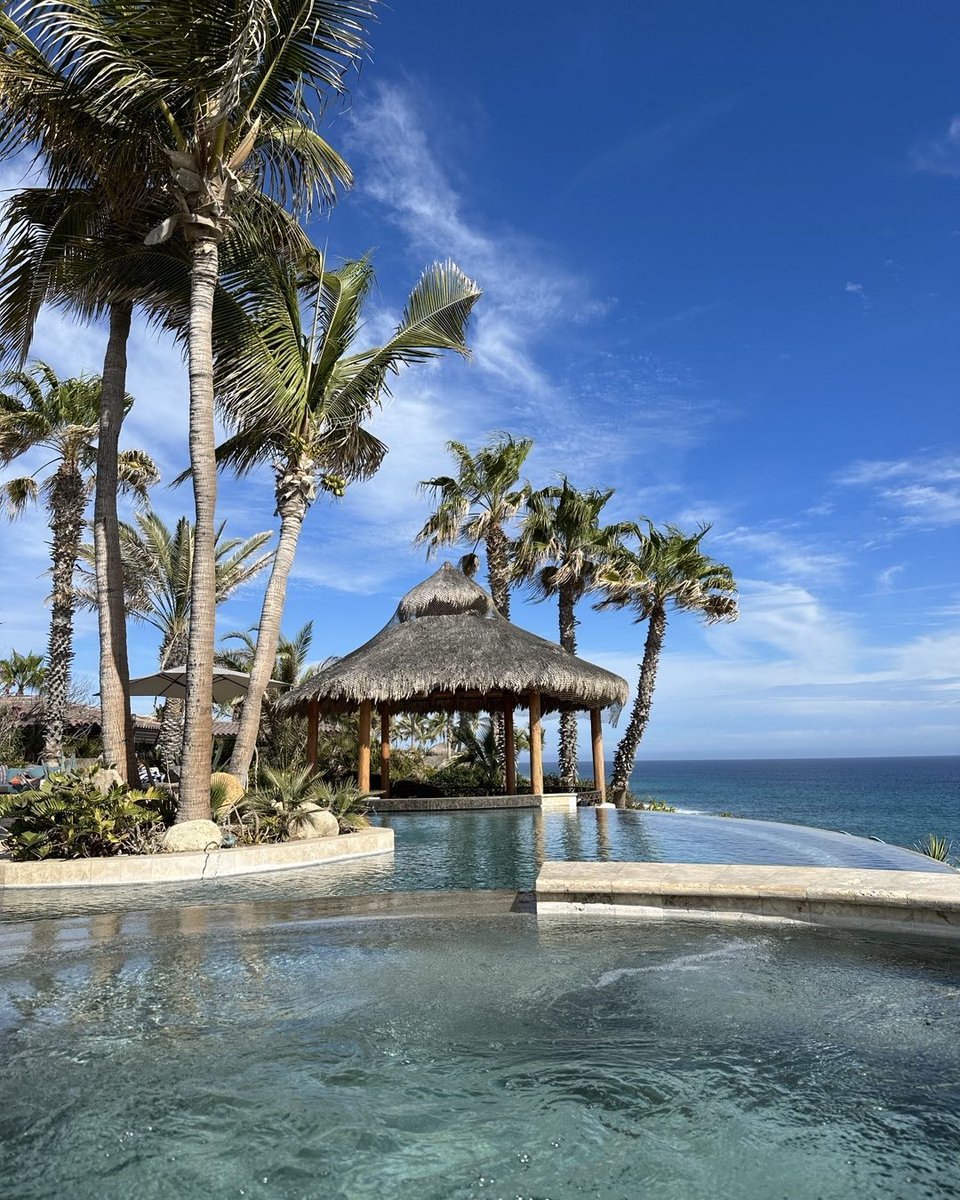 DaveRamsey's tweet photo. Coming home from Cabo tomorrow. I want all of you to Live like no one else so later you can live and give like no one else. https://t.co/TfoGMf6r2z