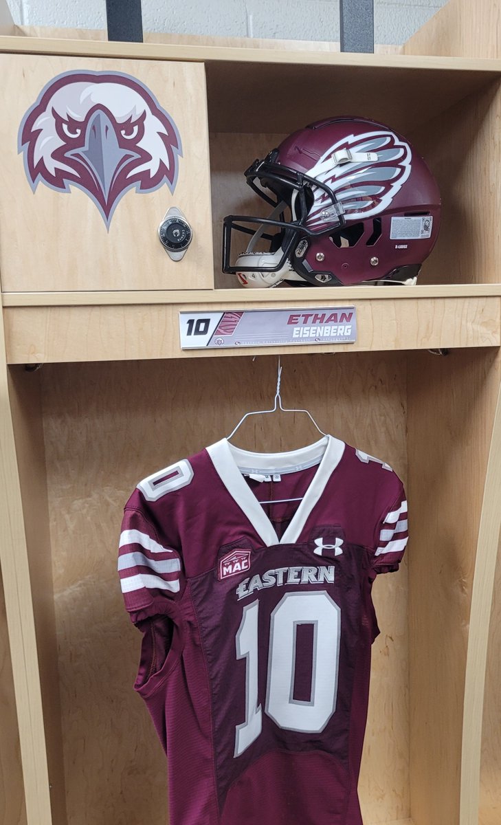 EthanEisenberg's tweet photo. I had a great visit @EUEaglesFB ! Thanks to all the coaches for making it a great day!

@CoachNateHinkle 
@Coach_Crock https://t.co/B50tpBzd5F