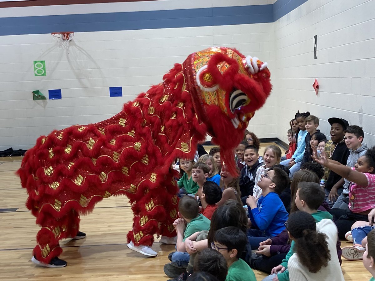 StanwicksKids's tweet photo. Our 3rd, 4th and 5th graders got to witness a spectacular show! 
#wineteerstrong #derbyproud https://t.co/doFd5Z5ovr