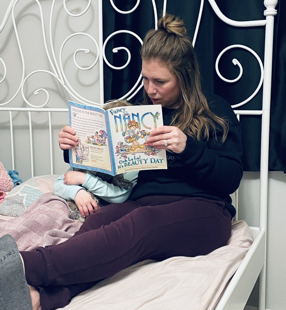 R.   E.   A.   D 
#sjcsreads