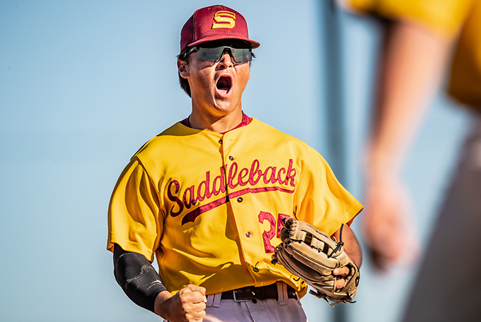 Saddleback Bobcats (@goscbobcats) on Twitter photo Bobcats roar against Cougars on opening day. Read about it at saddlebackbobcats.com/landing/index
<a href="/saddleback_bb/">Saddleback Baseball</a> <a href="/SaddlebackColl/">Saddleback College</a> <a href="/SportsOEC/">OEC Sports</a> <a href="/CCCBCABaseball/">CCCBCA </a> <a href="/caljcbaseball/">cccbca</a> @CCCAASports <a href="/OCSportsZone/">OC Sports Zone</a> <a href="/OCRegSports/">OC Register Sports</a> <a href="/JPWestMedia/">JPWest Media</a> <a href="/COCAthletics/">COC Athletics</a> Bobcats roar against Cougars on opening day. Read about it at saddlebackbobcats.com/landing/index
<a href="/saddleback_bb/">Saddleback Baseball</a> <a href="/SaddlebackColl/">Saddleback College</a> <a href="/SportsOEC/">OEC Sports</a> <a href="/CCCBCABaseball/">CCCBCA </a> <a href="/caljcbaseball/">cccbca</a> @CCCAASports <a href="/OCSportsZone/">OC Sports Zone</a> <a href="/OCRegSports/">OC Register Sports</a> <a href="/JPWestMedia/">JPWest Media</a> <a href="/COCAthletics/">COC Athletics</a>