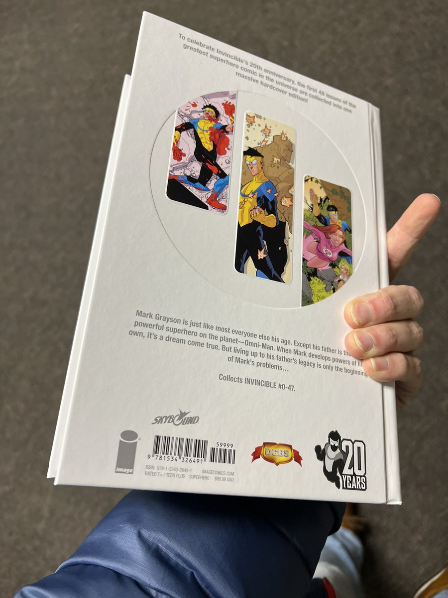 Well these turned out amazing. INVINCIBLE compendium hardcover 1!