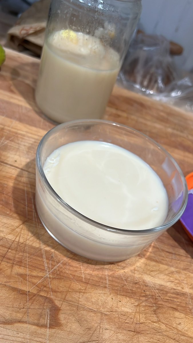 LobsterKent's tweet photo. Pulled about 16 oz. of Snow White tallow out of the free trimming from the butcher. Now it’s time to make some tallow tortillas 🤌 https://t.co/r9RDECKALC