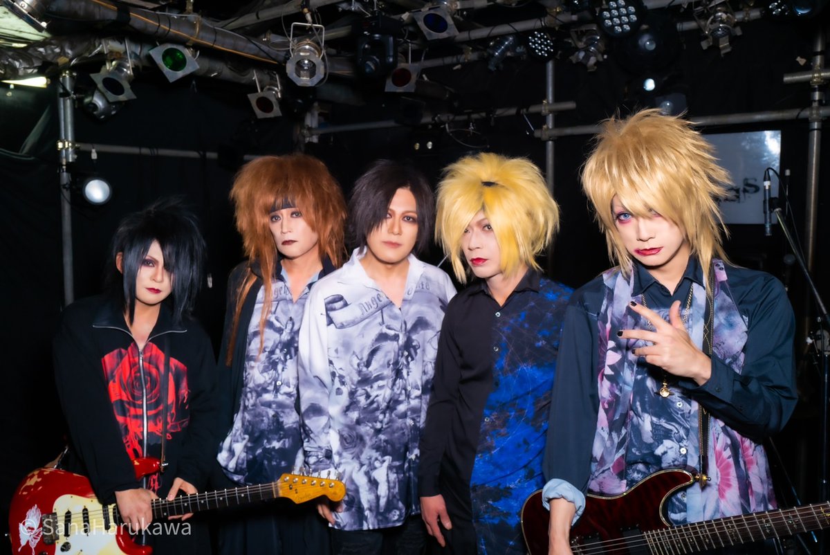 oharuevent's tweet photo. 22日出演

メンバーがとにかくステージを楽しもうという感じが前面に出ていてお客さんも自然と楽しめていたように思います。
SYOさんがMCで言われていたように、バンドマンもお客さんも楽しんでいる姿を見せてくれたんじゃないでしょうか。

WITH SEXYありがとうございました。 https://t.co/1ZBEWQ0TAZ