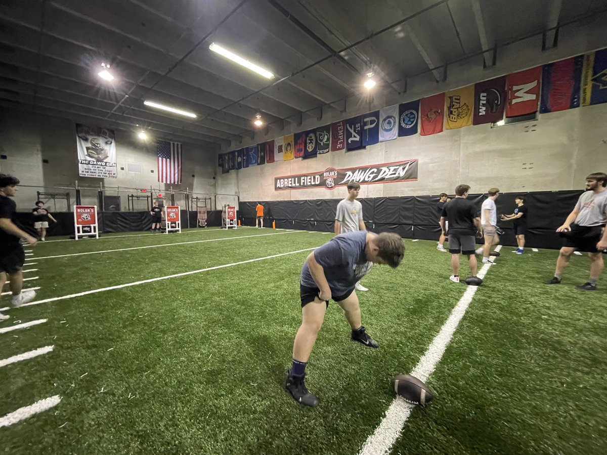Nolan's Long Snapping tweet media