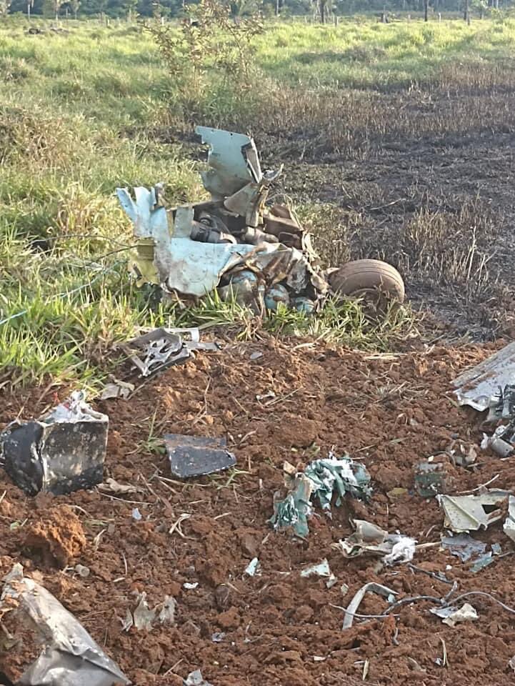 [Imagen: FnhozodWYAEl0z3?format=jpg&name=medium]