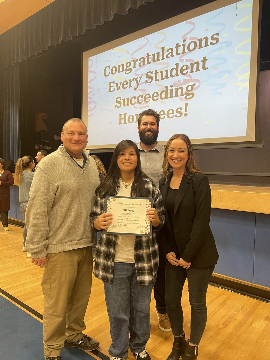LaderaVistaJH's tweet photo. LV is so proud of our Every Student Succeeding award recipient Abby! https://t.co/VqinPo8NQj