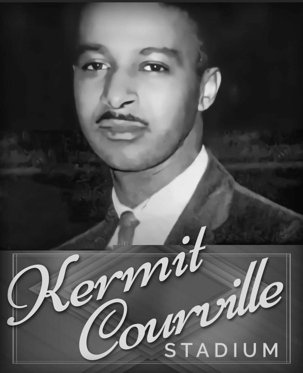 KimCville's tweet image. The football stadium in my hometown is getting facelift and the name will remain the same.  #mydaddy #ourlegacy Coach Kermit Courville ♥️ Thank you @DavidLandriault for your efforts on this project