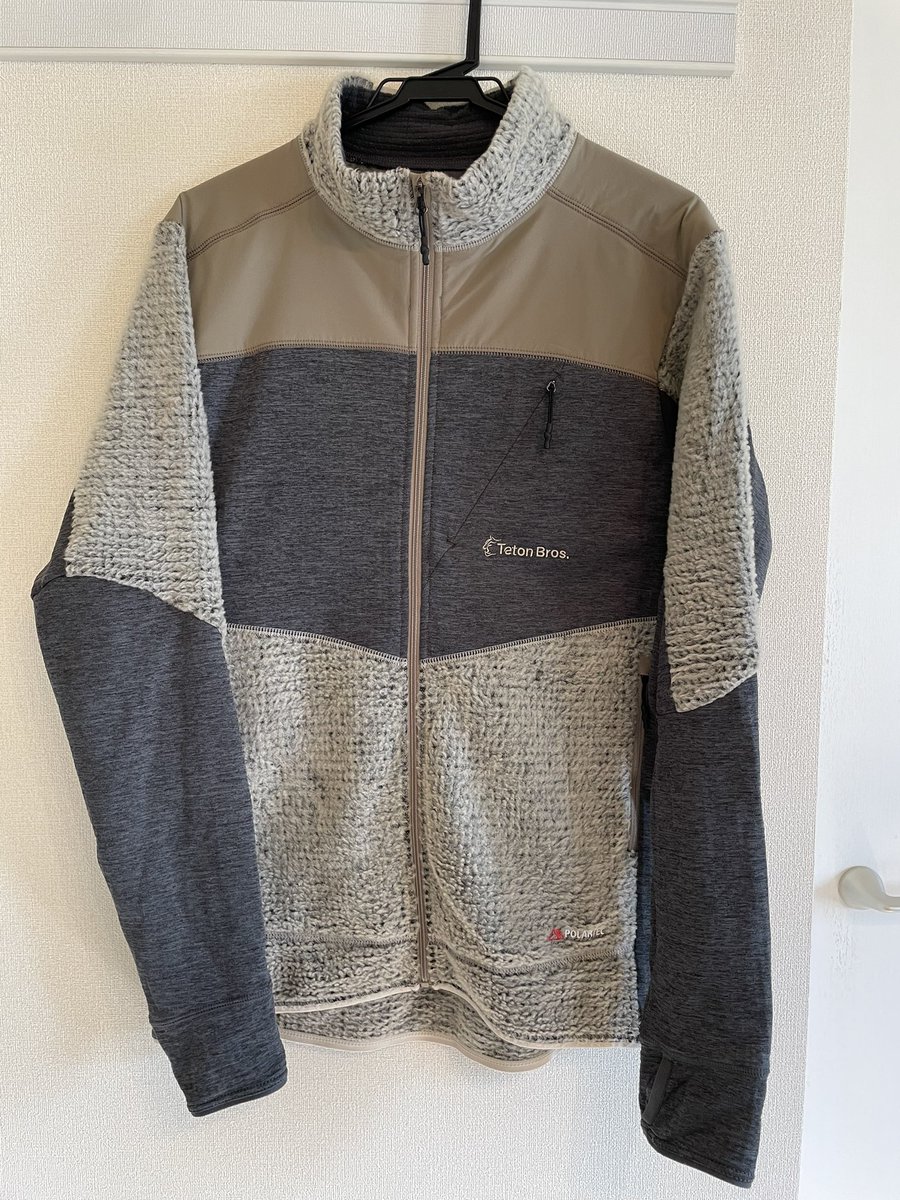 edo_ism's tweet photo. 薄い方から並べた冬用アクティブインサレーション。もう買わない!笑
#senchidesigns #OMM #STATIC #Tetonbros. https://t.co/myEwGD0gzm