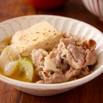 電子レンジで作ったとは思えない美味しさ？!寒い日にもぴったりそうな「肉豆腐」レシピ!