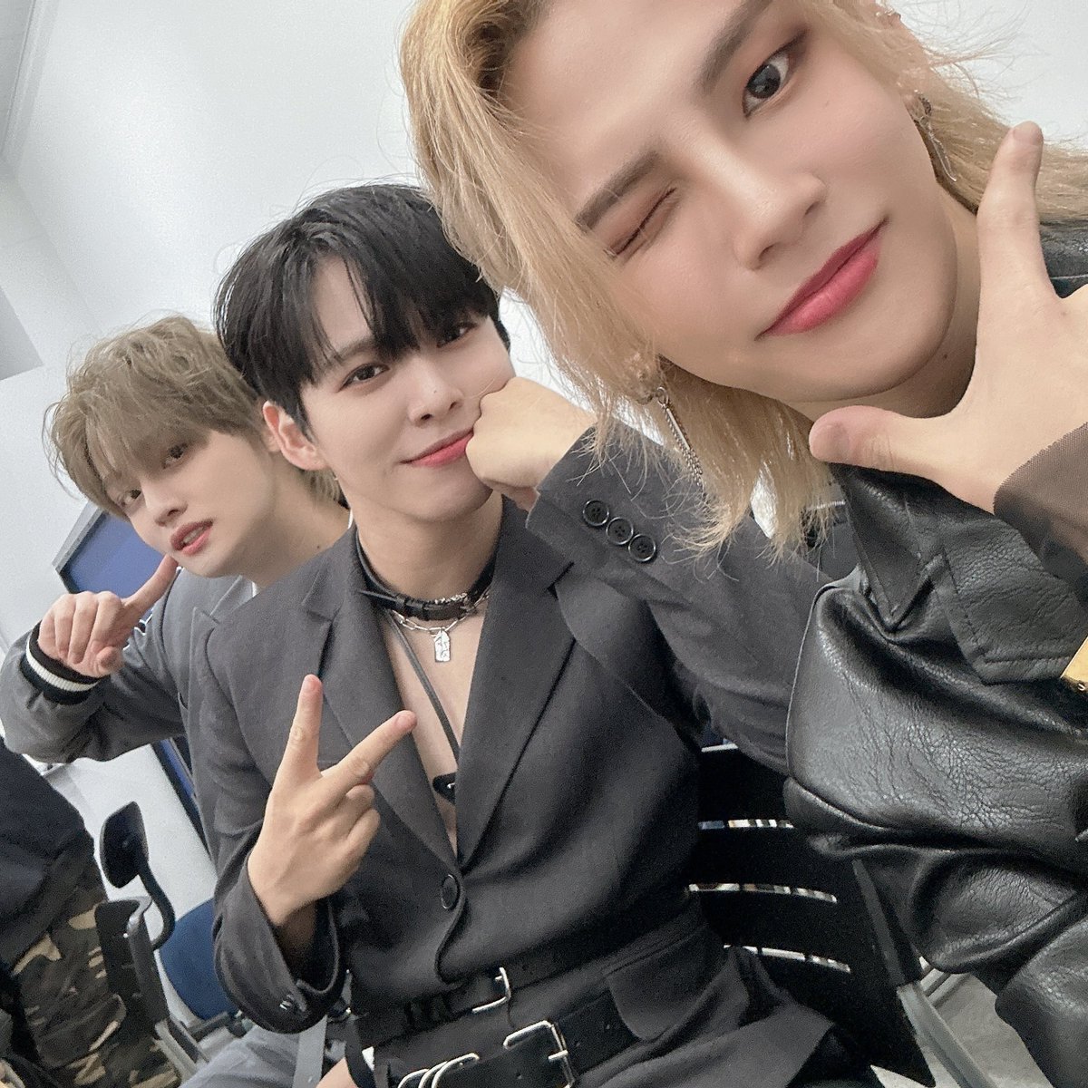 XEED_OFFICIAL's tweet photo. 잼🍯Day) 
XEED 준비완료오오!!😤 
울 🌱리니들🌱 응원 준비완료?💚 https://t.co/FKrsgkoqWi