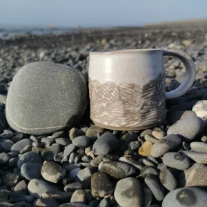 rozdowen's tweet photo. It's never too early for coffee #UKGiftHour &amp; I have a variety to show you - wheel thrown, some hand carved, some smooth &amp; shiny. Sit back, relax &amp; enjoy your favourite cuppa...
#MadeInWales #ShopIndie #ValentinesDay2023 https://t.co/8junCAVCk4 https://t.co/atf2JKjpaj