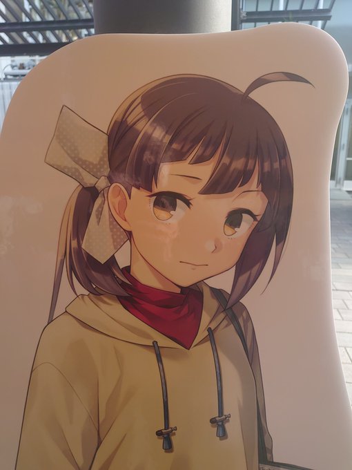 そいやあふーちゃんが笑顔じゃなくてすごい緊張した顔なのはどういうことなんだろう?

まるでこのあとホテルに連れて行かれるのを覚悟(略 