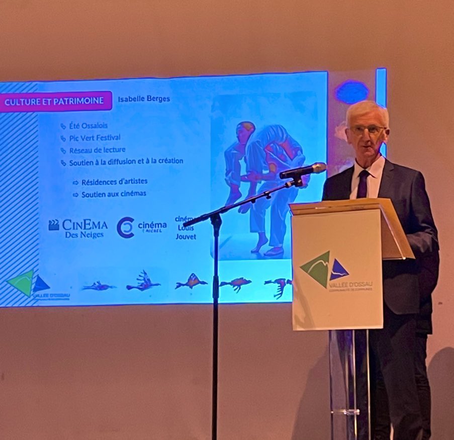 max_brisson's tweet image. À #Arudy hier soir pour la traditionnelle cérémonie des vœux de la Communauté de Communes de la Vallée d’#Ossau.

L’occasion pour le président Jean-Paul Casaubon d’une solide présentation des réalisations et des activités de la plus petite mais pas la moins active #interco du 64.