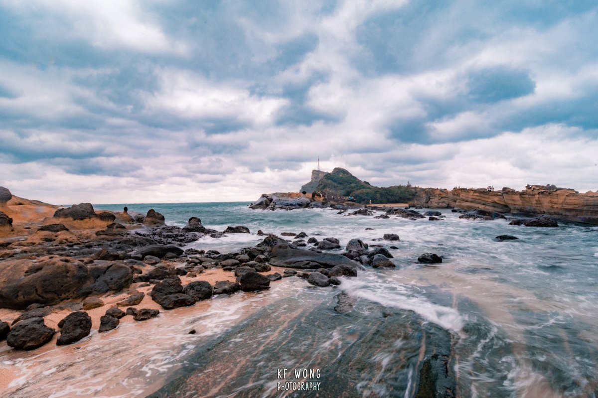 「台灣·野柳」

One of my shot during my trip of Taiwan2023. A bit blur due to super cold weather there and cause of shaky hands 🤣

#kfwongphotography #nikon  #photography #photooftheday #nature #landscape  #wideangle #tokina1116 #taiwan #taiwantravel #taiwantrip #台灣 #野柳