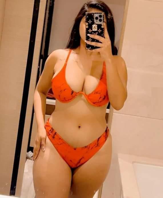 Vandana6969's tweet photo. Do you think I need to join gym? Or there other ways to burn calories?

#gymgirls #fitness #workout #Foodie #f4fast https://t.co/mEED1L71fg