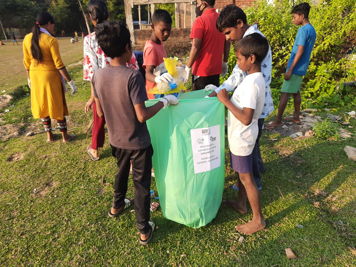NYKsibsagar's tweet image. SWACHTA AWARENESS EVM SRAMDAAN @NYKsibsagar

@Nyksindia @NyksGuwahati 

#CleanIndia2