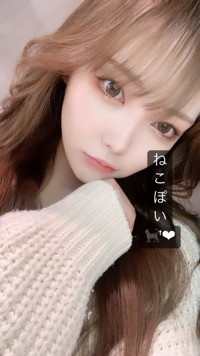 本日も18時から新宿バスタ前にて路上ライブ行います👶🏻💗