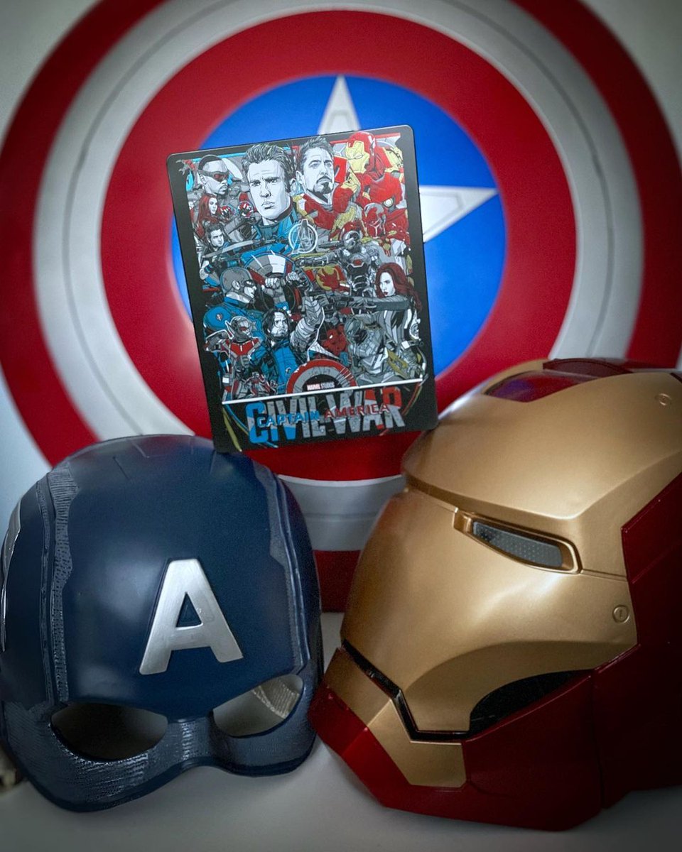 zavvi's tweet photo. "Sometimes I wanna punch you in your perfect teeth." 

We hope you have a super powered weekend! 💚

Do you own any of our exclusive #Marvel Steelbooks? Let us know in the comments!  💥

📸 'rebel_scum80' on Instagram https://t.co/cEo1tRjtke