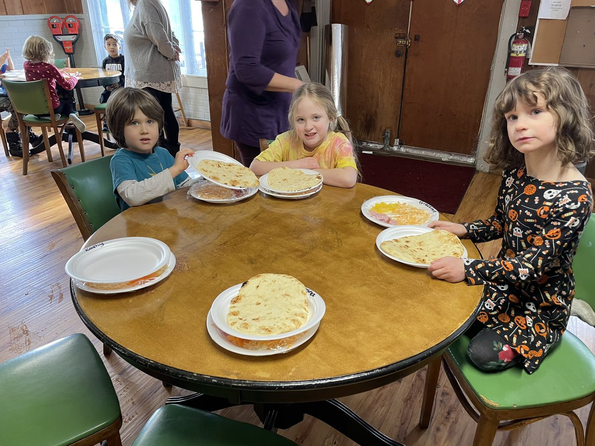 Big thanks to Likely Lodge for inviting us to make our own pizzas today. Best tasting field trip to date 🙌🏻🍕